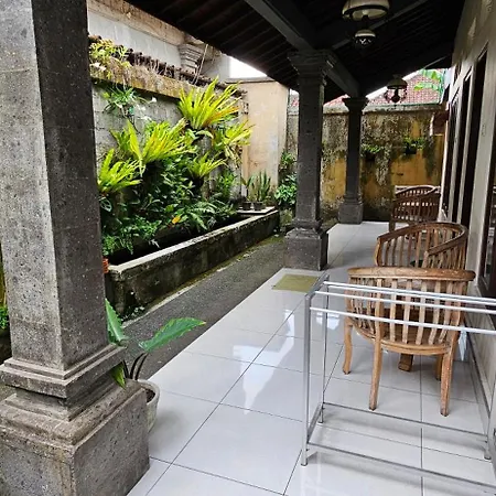 Umah Dajane Guest House
